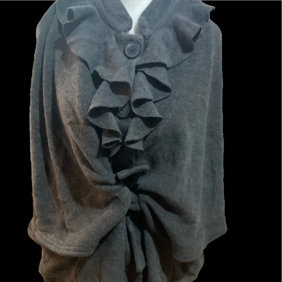 GAP Sweaters - “GAP” Ruffle Wrap Grey Sweater.